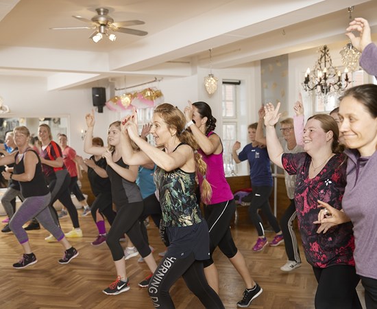 Ballroom Fitness tm - dans for dig uden en dansepartner