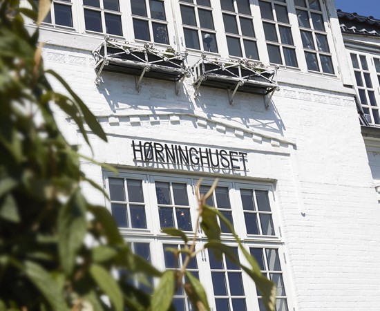 Hørning Huset - Danseskole, selskabslokale, mad og vin samt masser af vinsmagninger