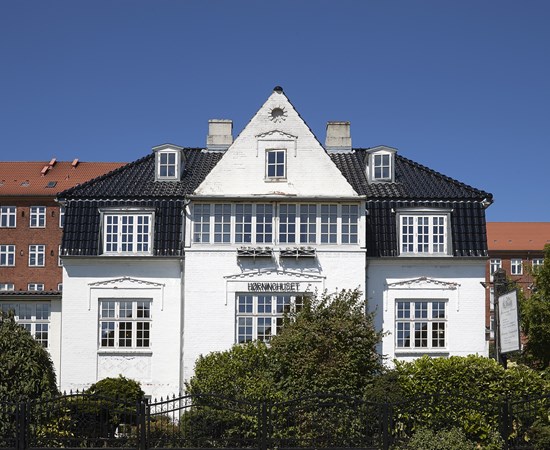 Hørning Huset på Amager - Danseskole og vinsmagninger